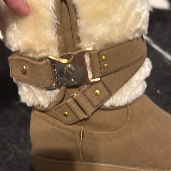 Guess Tan Fur-Lined Women's Boots - Picture 3 of 4